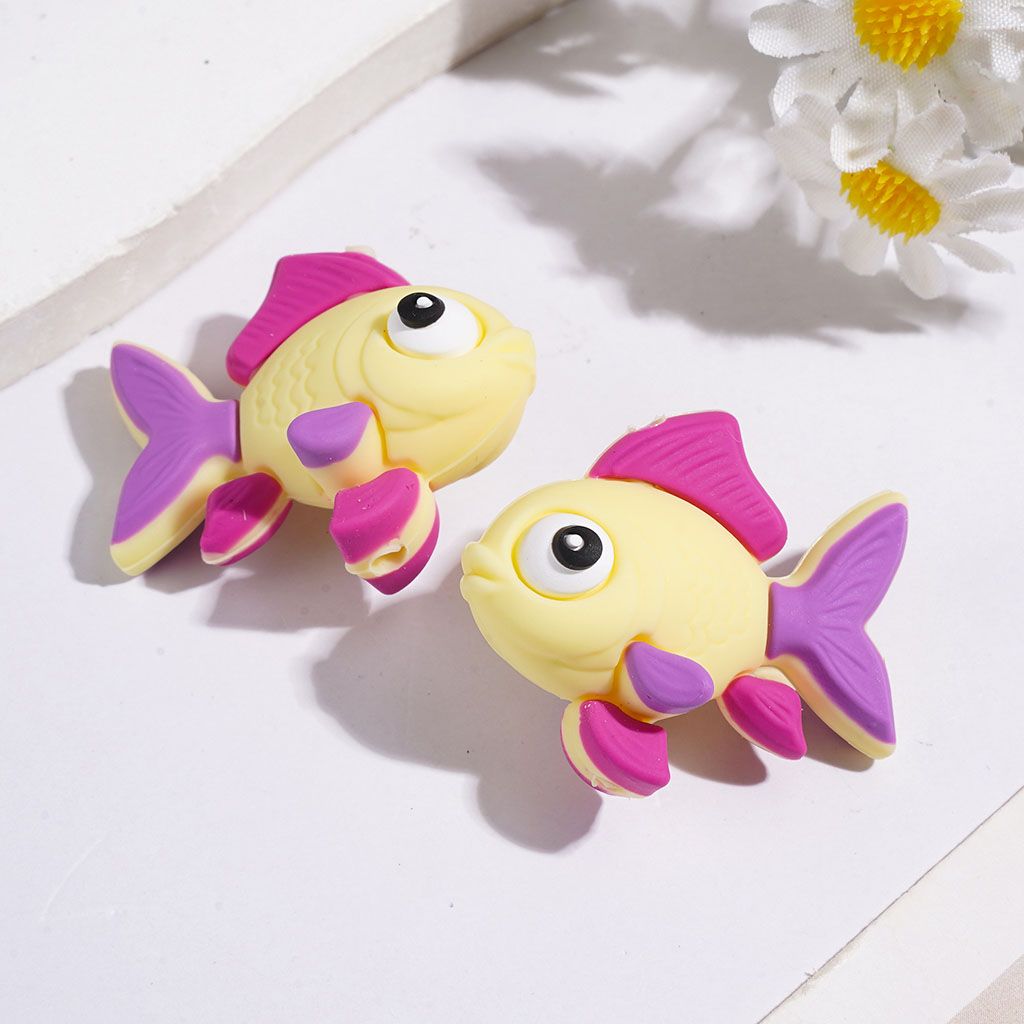 3D Goldfish in Various Colors Silicone Focal Beads, 32*26MM