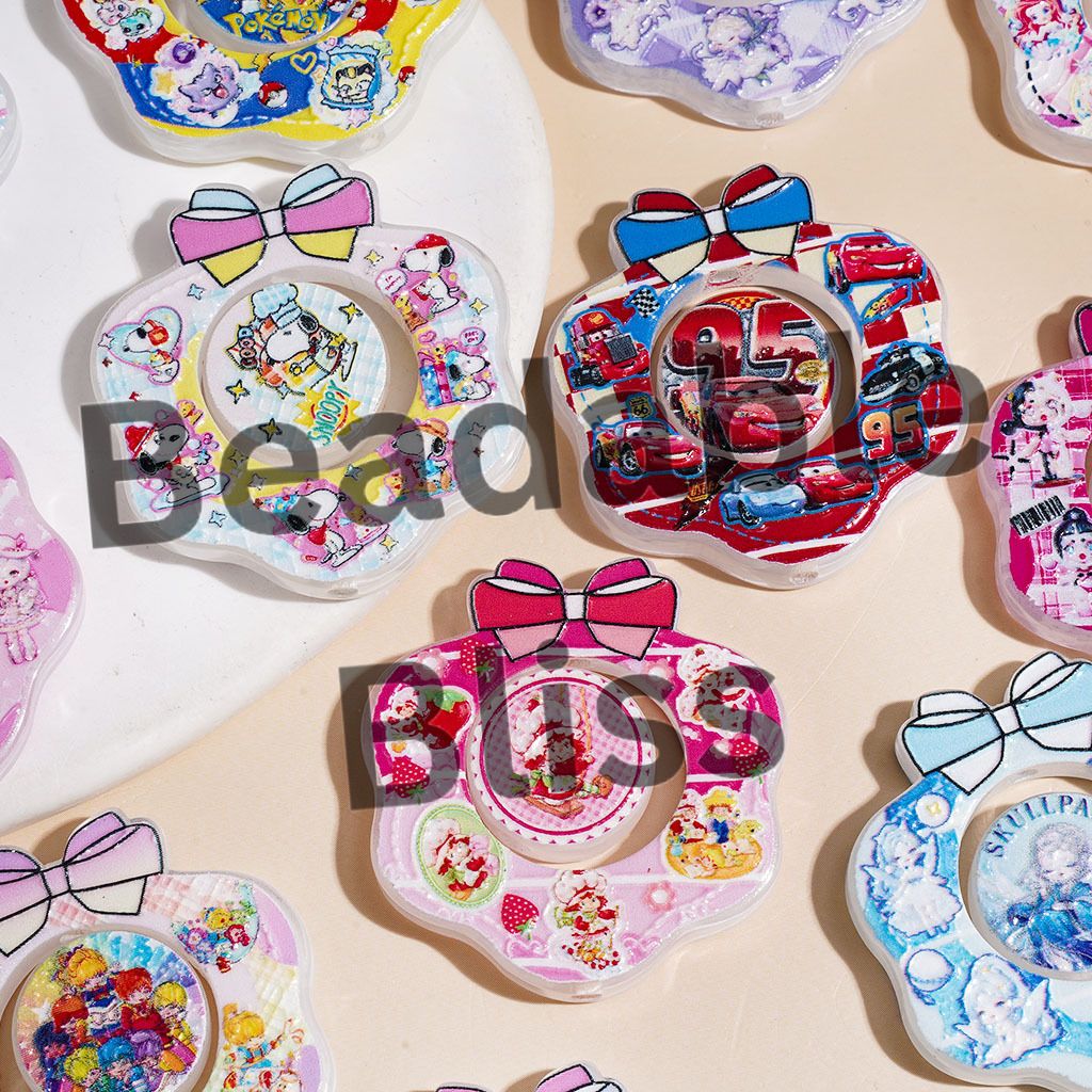 Acrylic Beads Cartoon Character Pattern, Hollowed Wreath with Bowtie and Various Tiny Decoration Piece, Random Mix (Please Read Description)