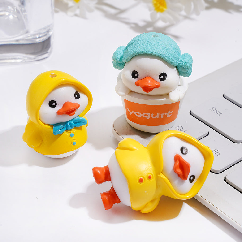 Little Yellow Duck Acrylic Beads for Pen Topper or Jewelry Accessories, Random Mix
