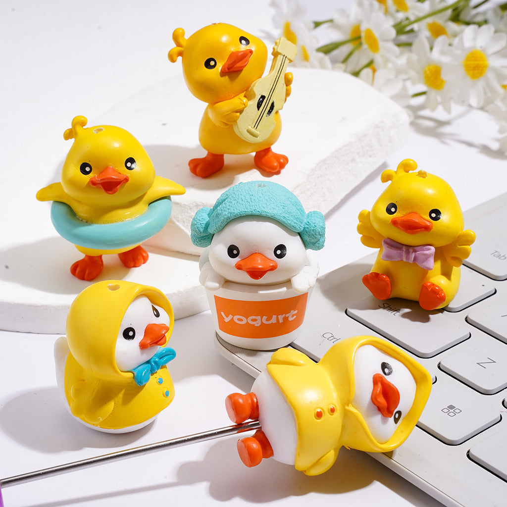 Little Yellow Duck Acrylic Beads for Pen Topper or Jewelry Accessories, Random Mix
