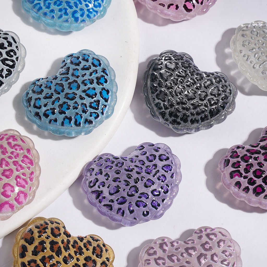 Luminous Acrylic Beads Heart with Leopard Print, 21*27MM, Multi-Color Random Mix