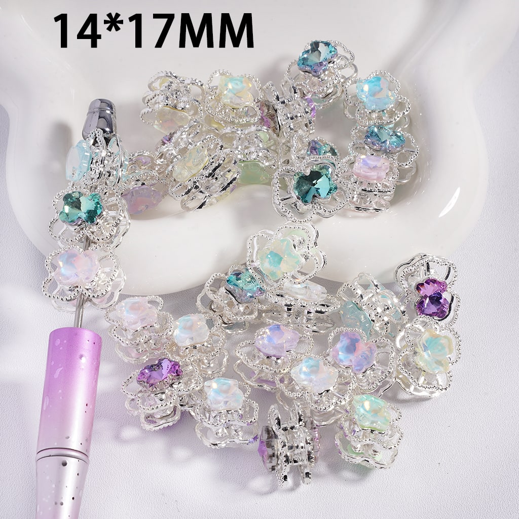 Silver Color Metal Beads Bear Frame with Shining Bear-Shaped Rhinestones, 14*17MM, Multi-Color, Random Mix