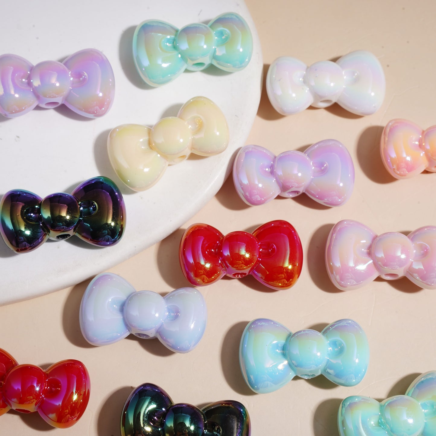 UV-Coated Acrylic Beads Diverse Colors Bowtie, 17*26MM Random Mix
