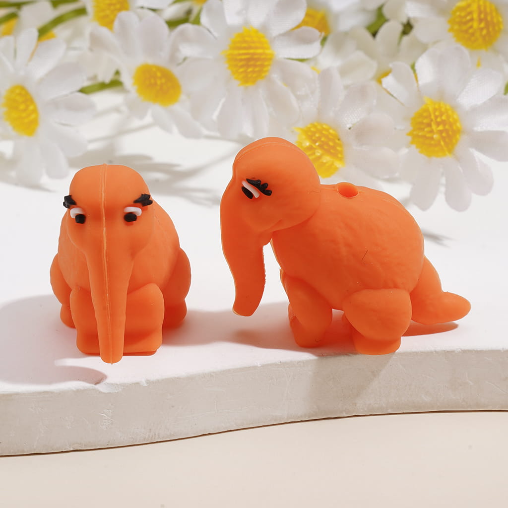 Silicone Shaker Beads 3D Long-Nosed Elephant , Multi-Color