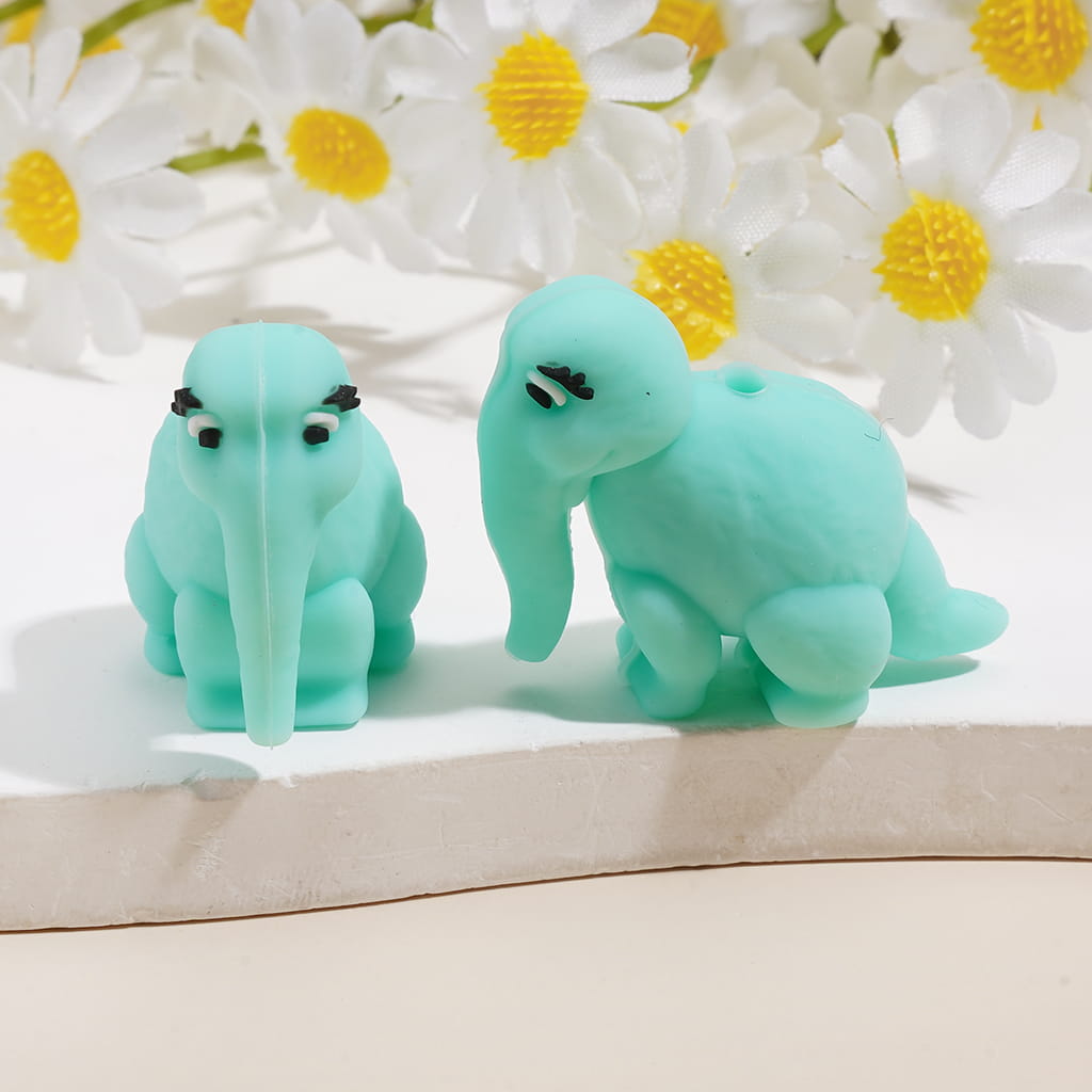 Silicone Shaker Beads 3D Long-Nosed Elephant , Multi-Color