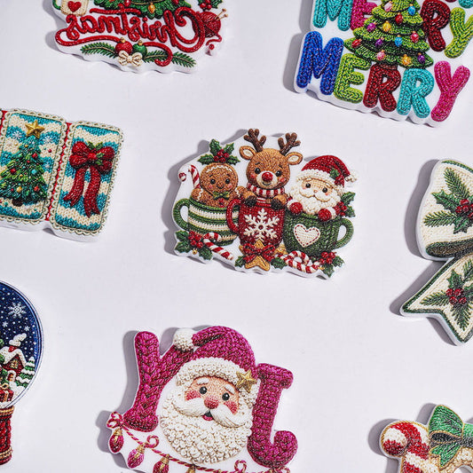 Frosted Touch Acrylic Beads Christmas Tree Santa Claus Crystal Ball Gingerbread Man Reindeer Bowtie in Knit Style, Random Mix