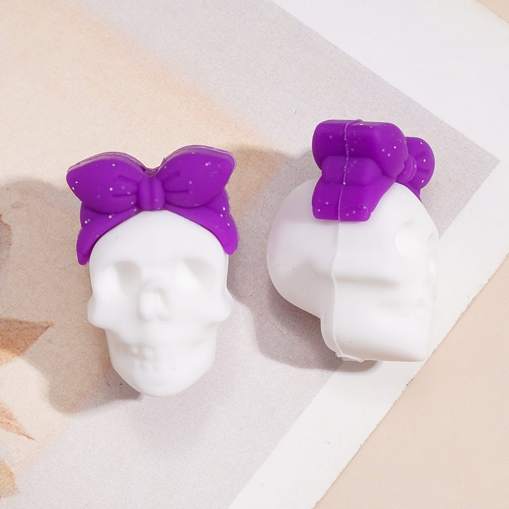 3D Halloween Skull Head with Mini Bow Silicone Focal Beads, Various Colors