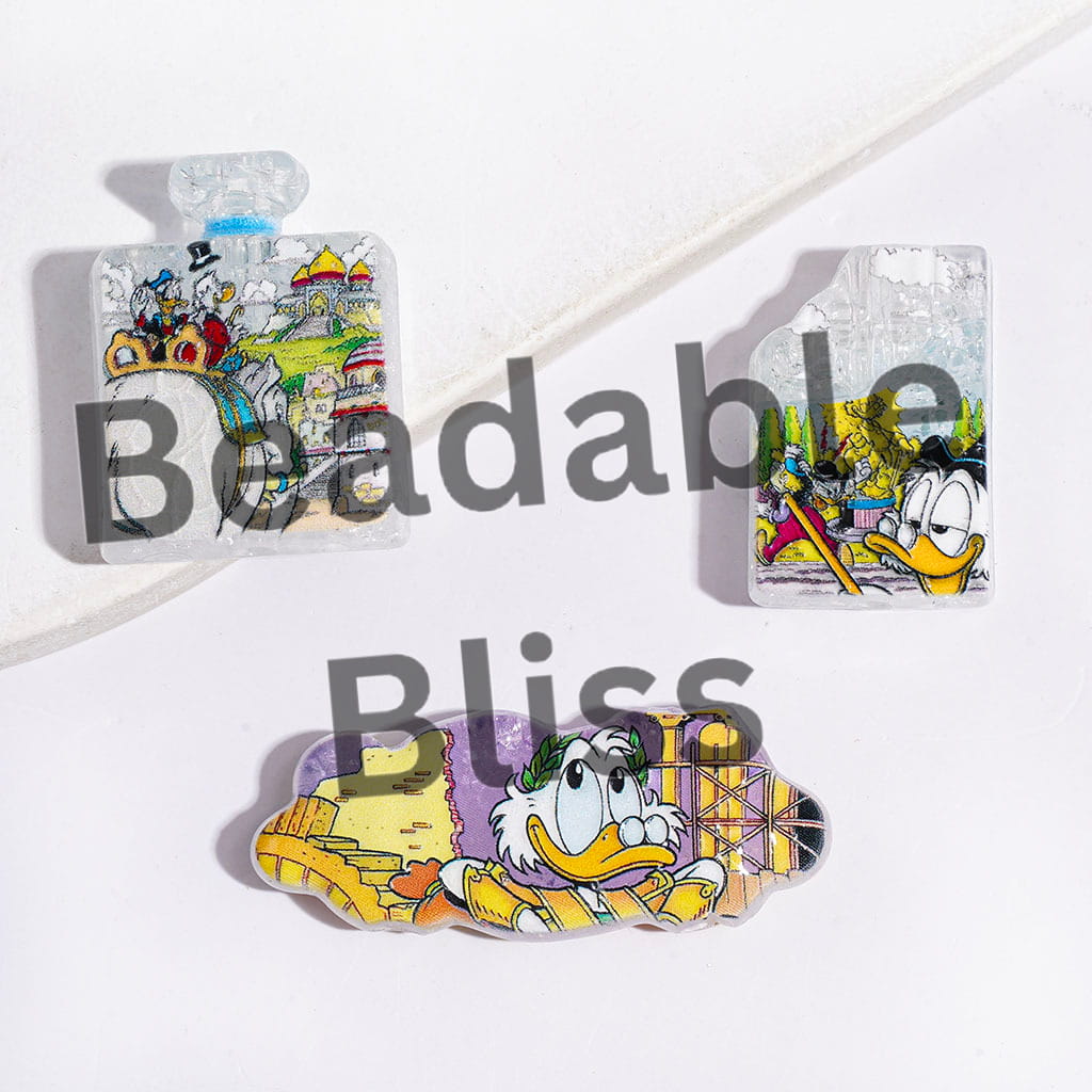 Acrylic Crackle Beads and Pendants Classic Animated Duck Character Series, Random Mix
