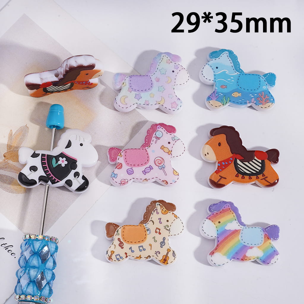 Colorful horse-shaped hair clips on a white background with dimensions 29*35mm.