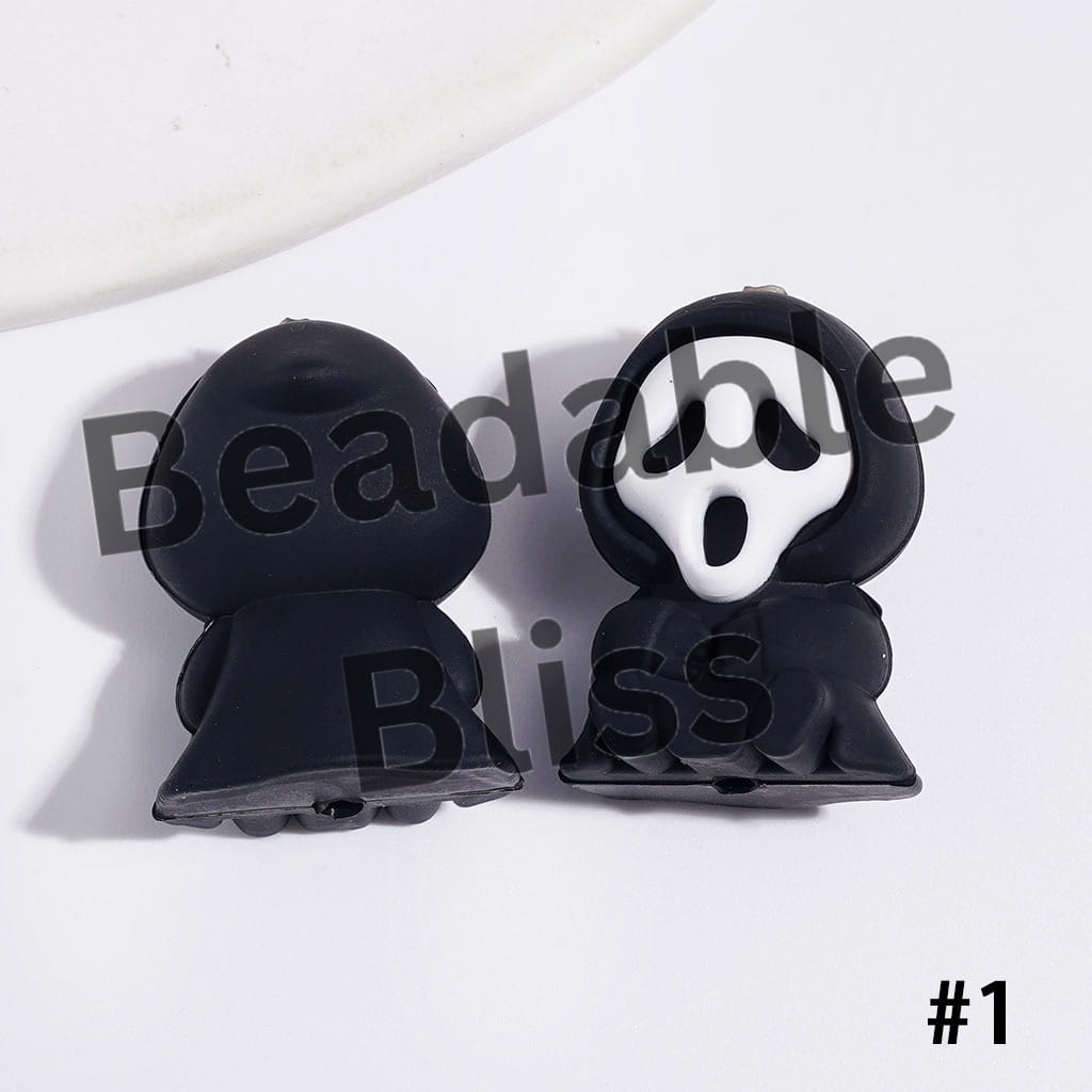 3D Horror Mask Character with Cloak Silicone Focal Beads, 19*26MM, Halloween Theme, Multi-Color (Please Read Description)