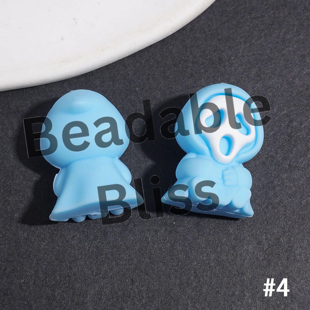 3D Horror Mask Character with Cloak Silicone Focal Beads, 19*26MM, Halloween Theme, Multi-Color (Please Read Description)