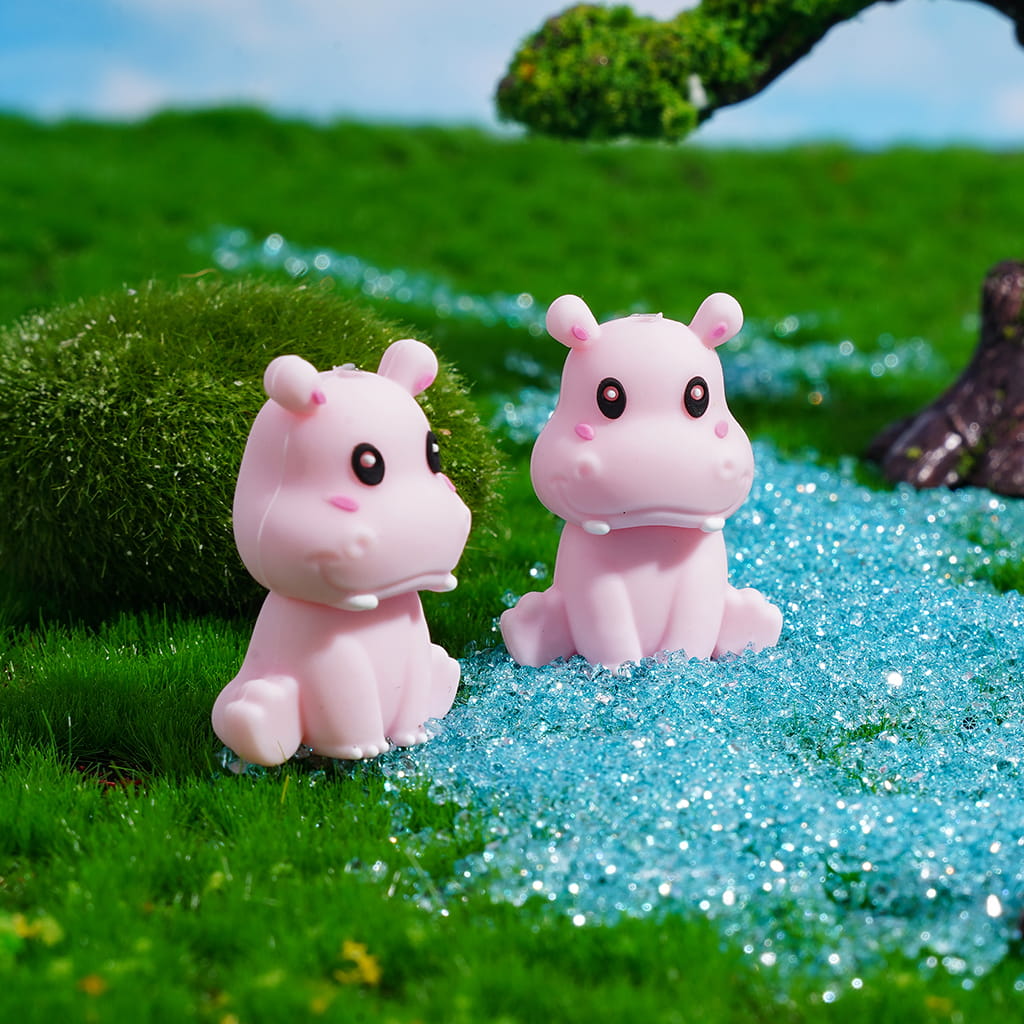 Silicone Focal Beads 3D Cute Hippopotamus in Sitting Pose, Pink and Gray Blue