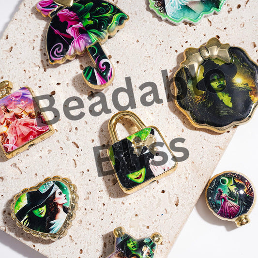 Acrylic Beads and Pendants Magic Witch Character Series, Gold Border, Pink Green Style, Random Mix