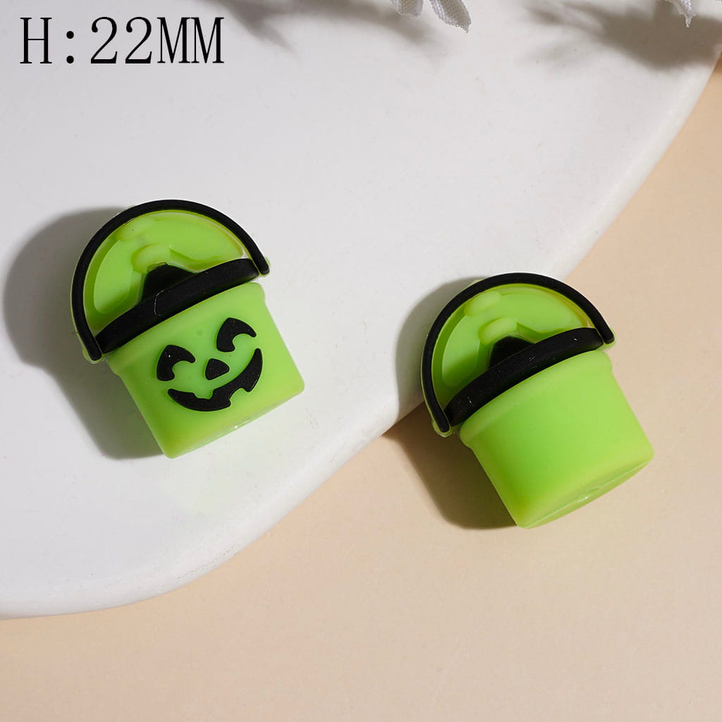 3D Bucket with Halloween Horror Facial Expression Silicone Focal Beads, Height 22MM Multi-Color