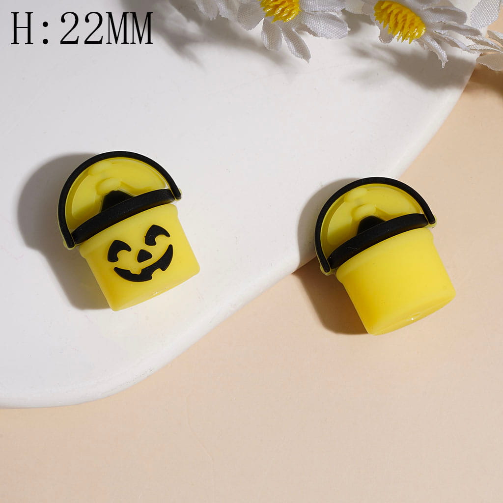 3D Bucket with Halloween Horror Facial Expression Silicone Focal Beads, Height 22MM Multi-Color