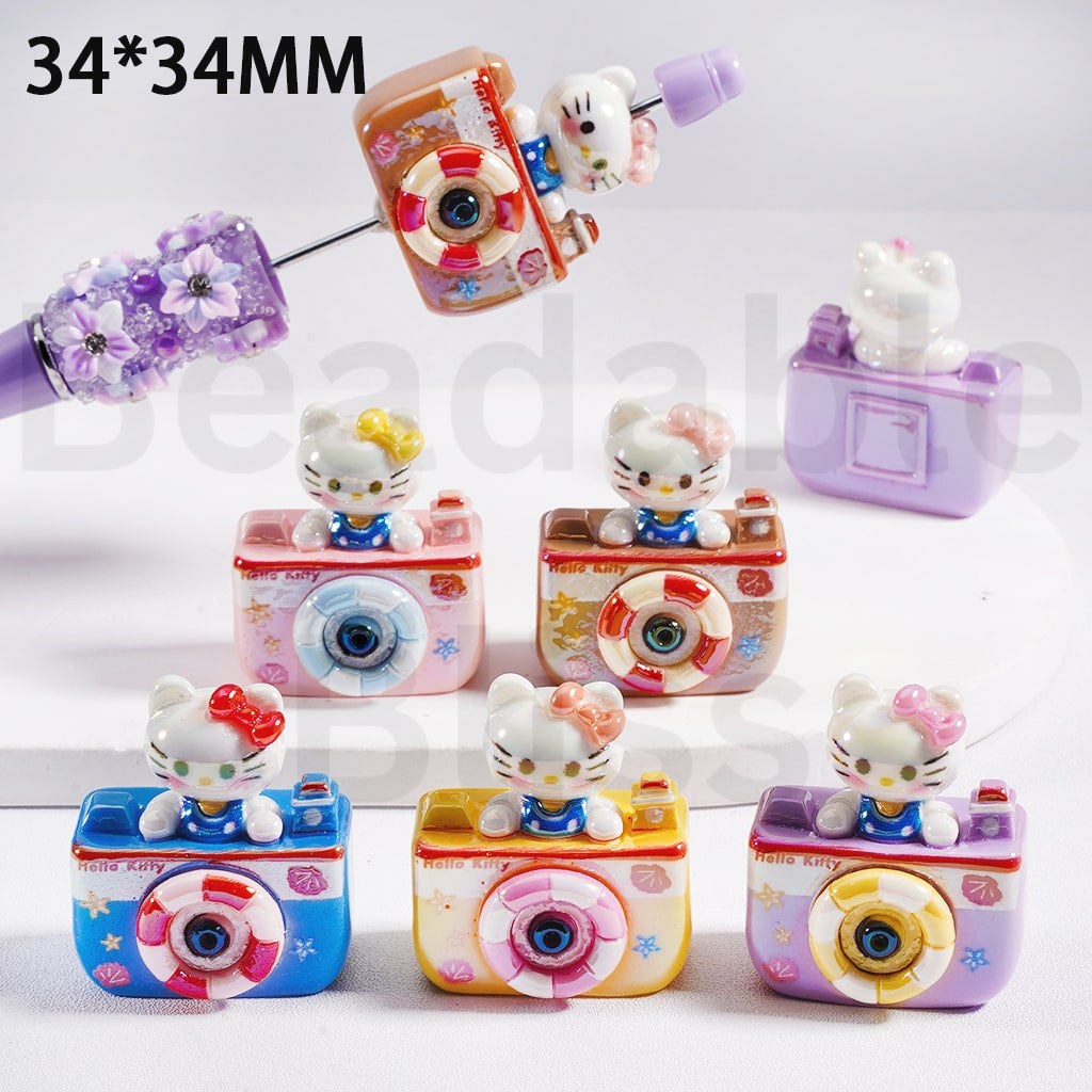 Acrylic Beads UV Coating Cute Hello Kitt Style Camera 34*34MM, Random Mix