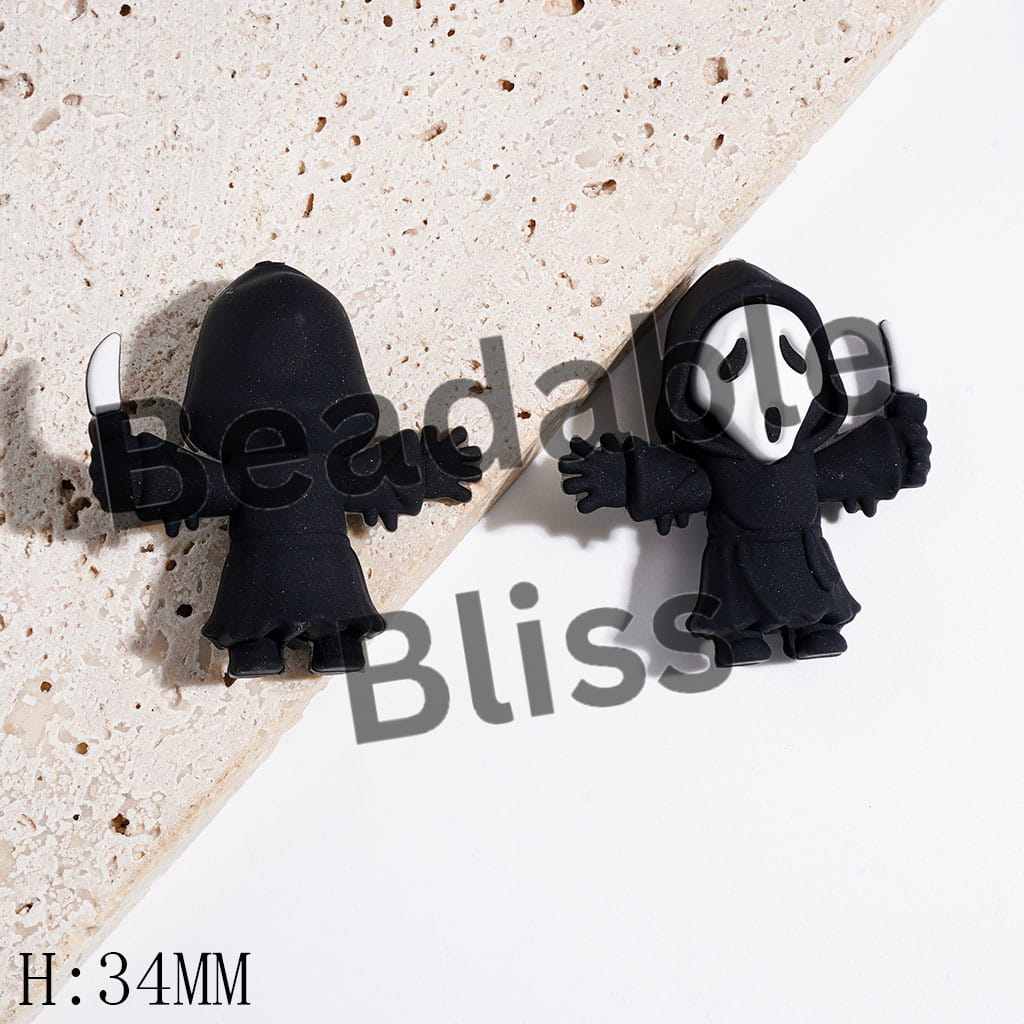 3D Horror Mask Character Holding Knife Focal Beads, Multi-Color, Height 34MM