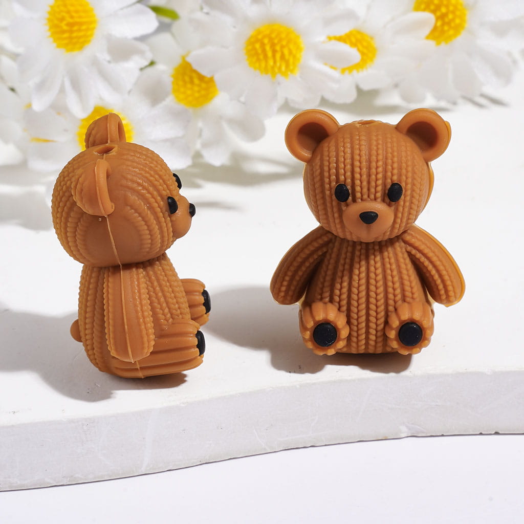 3D Cute Bear with Knitted Woolen Yarn Pattern Silicone Focal Beads, Various Colors