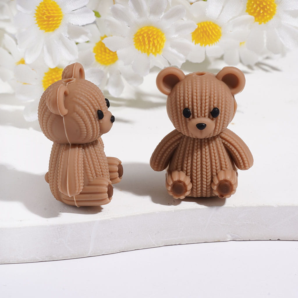 3D Cute Bear with Knitted Woolen Yarn Pattern Silicone Focal Beads, Various Colors