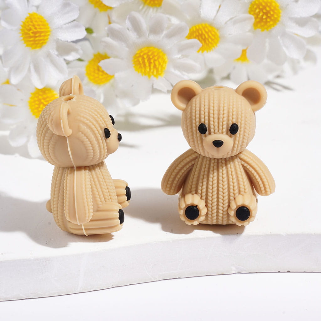 3D Cute Bear with Knitted Woolen Yarn Pattern Silicone Focal Beads, Various Colors