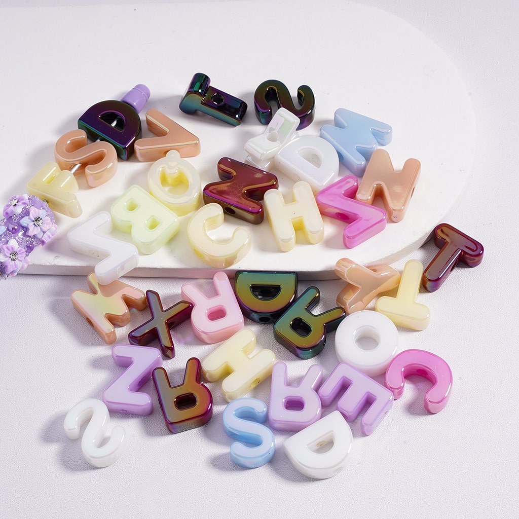 Letter Color Coating Acrylic Beads UV Coating Cute English Letters Solid Color, Random Mix ...