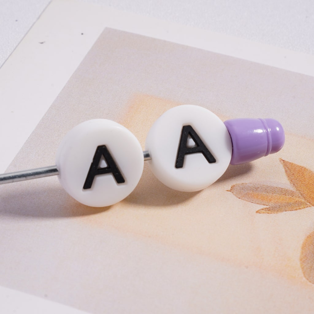Silicone Beads Round Flat English Letters Prints 15MM (The Hole is Horizontal, not Vertical)