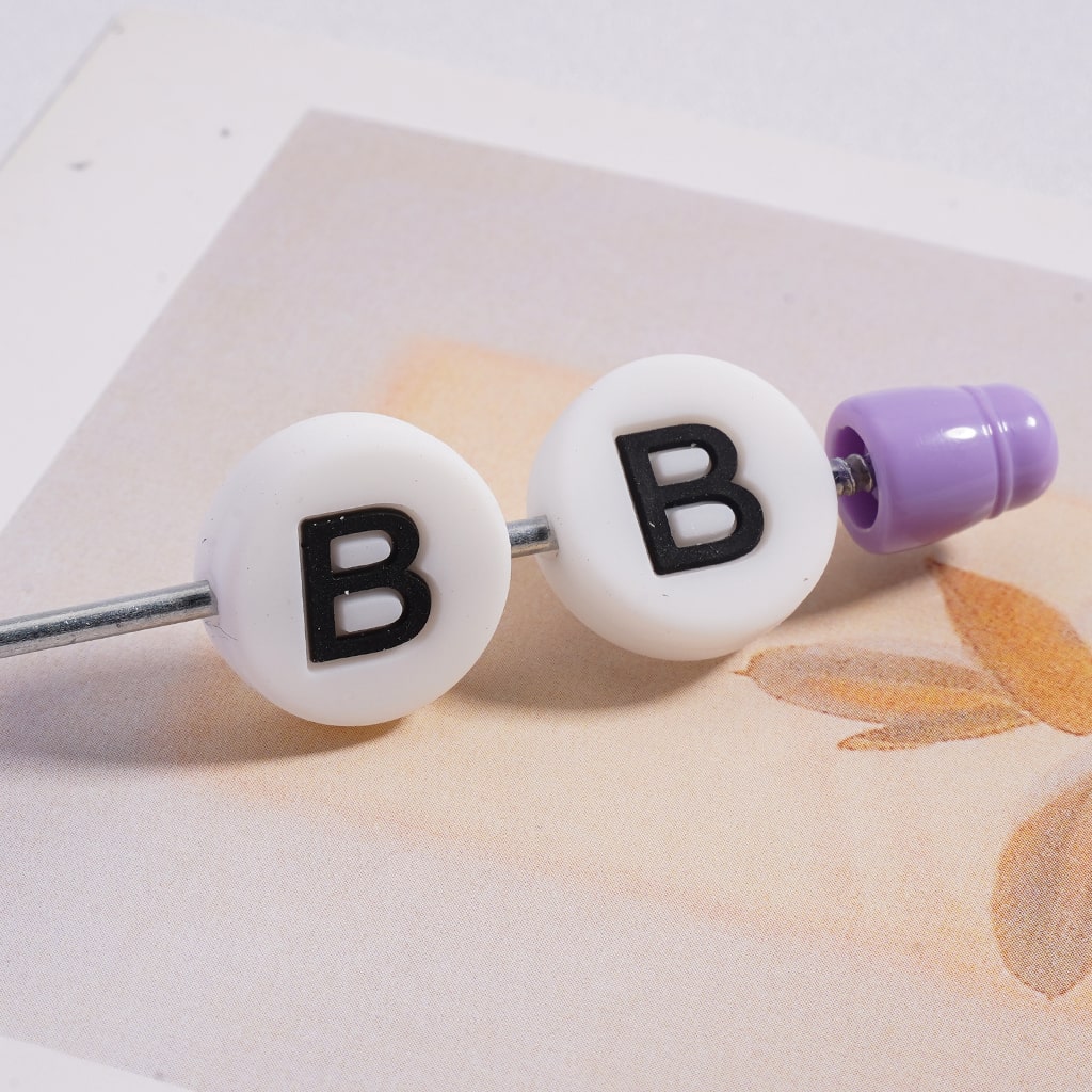 Silicone Beads Round Flat English Letters Prints 15MM (The Hole is Horizontal, not Vertical)