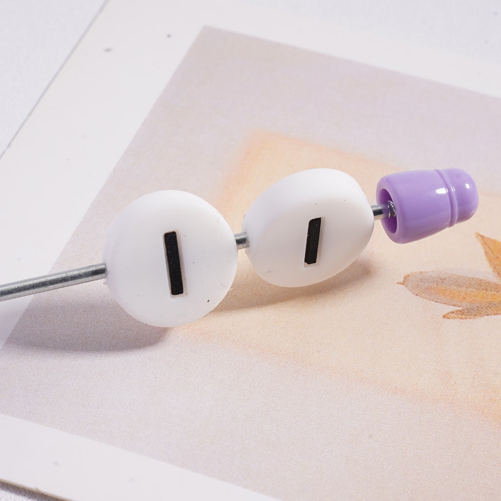 Silicone Beads Round Flat English Letters Prints 15MM (The Hole is Horizontal, not Vertical)