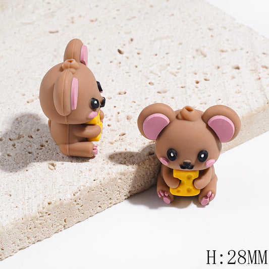 3D Focal Beads Brown Mouse Holding Cheese, Height 28MM