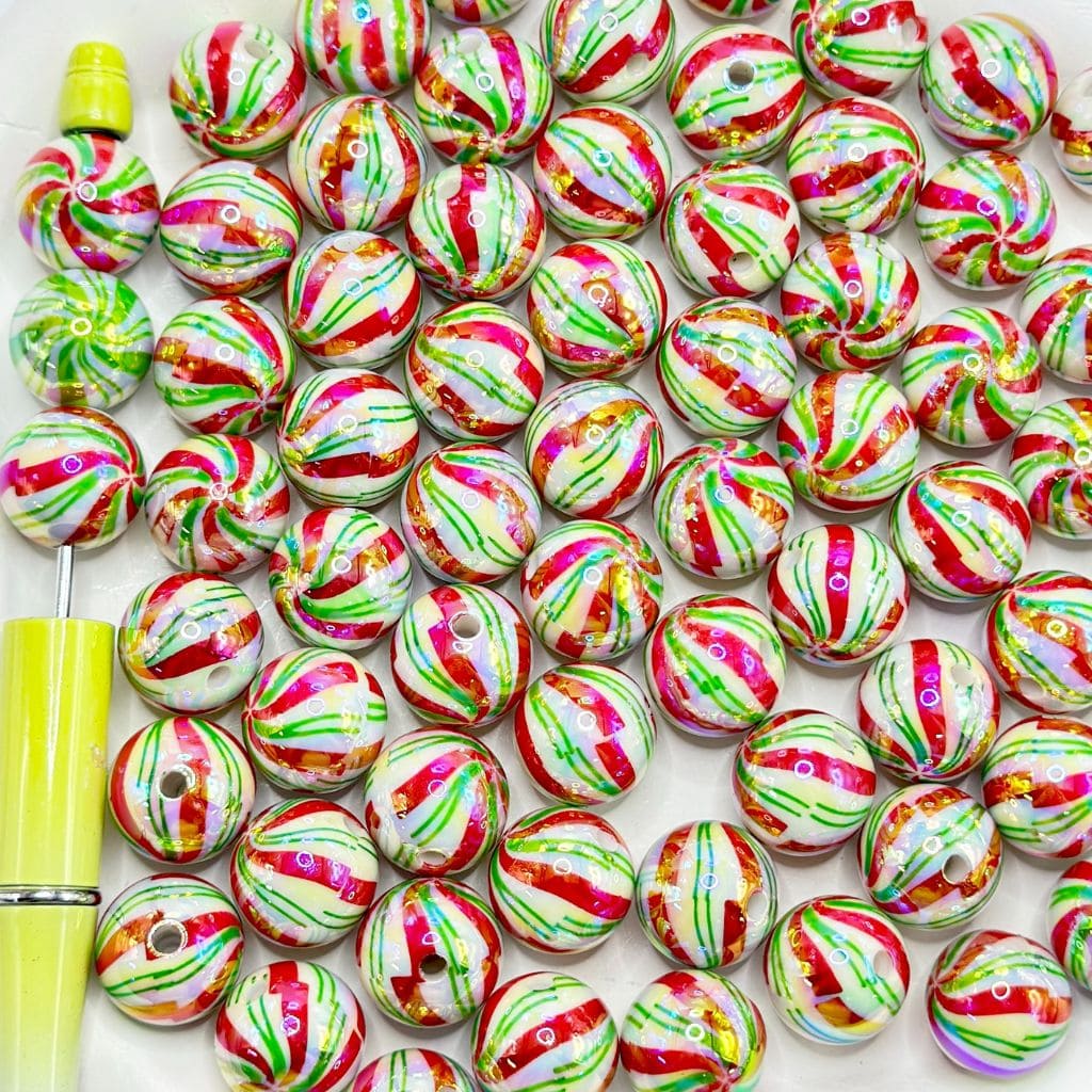 Christmas Red and Green Colorful Striped Lines Round Acrylic Beads,  Random Mix,16MM