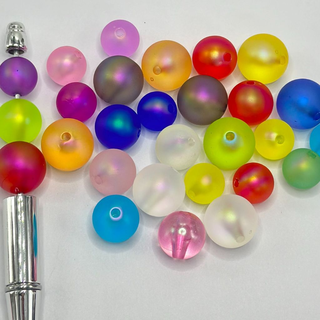 カラフルなラバータッチペイントビーズ ファントムフィールアクリルビーズ ランダムミックス 18mm、16mm、14mm