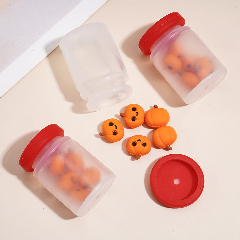 Silicone Shaker Beads with Halloween Pumpkin Inside Bottle, Height 30MM