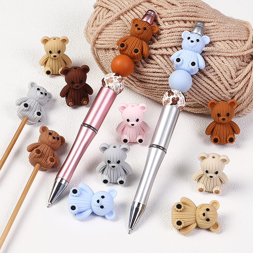 3D Cute Bear with Knitted Woolen Yarn Pattern Silicone Focal Beads, Various Colors