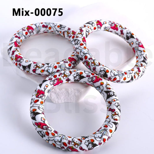 Cute Sanri Cartoon Kurom Melod HK Kitten Cinnamorol Silicone Ring Frame Bead Circle Round Soft Car Hanger Charm Loop 65mm