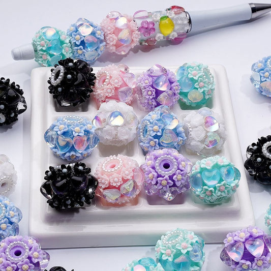 Clear Hearts Rhinestones White Pearls Loop Mini Flowers Acrylic Beads, Around 19*24MM, Random Mix