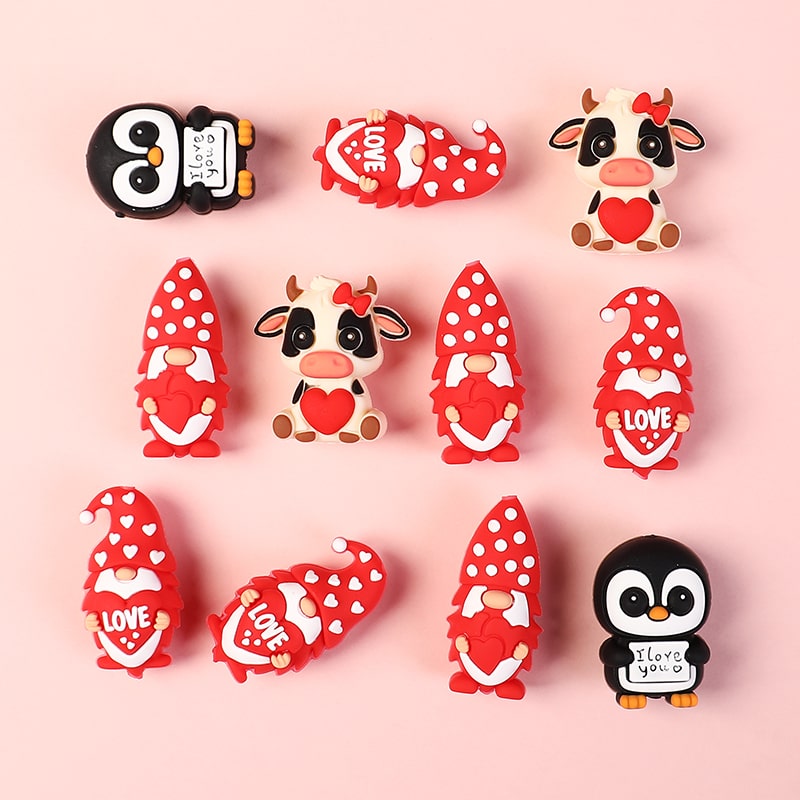 Silicone Focal Beads 3D Cute Cartoon Penguin Dwarf Highland Cow Toy Valentine's Day Series with Love Hearts