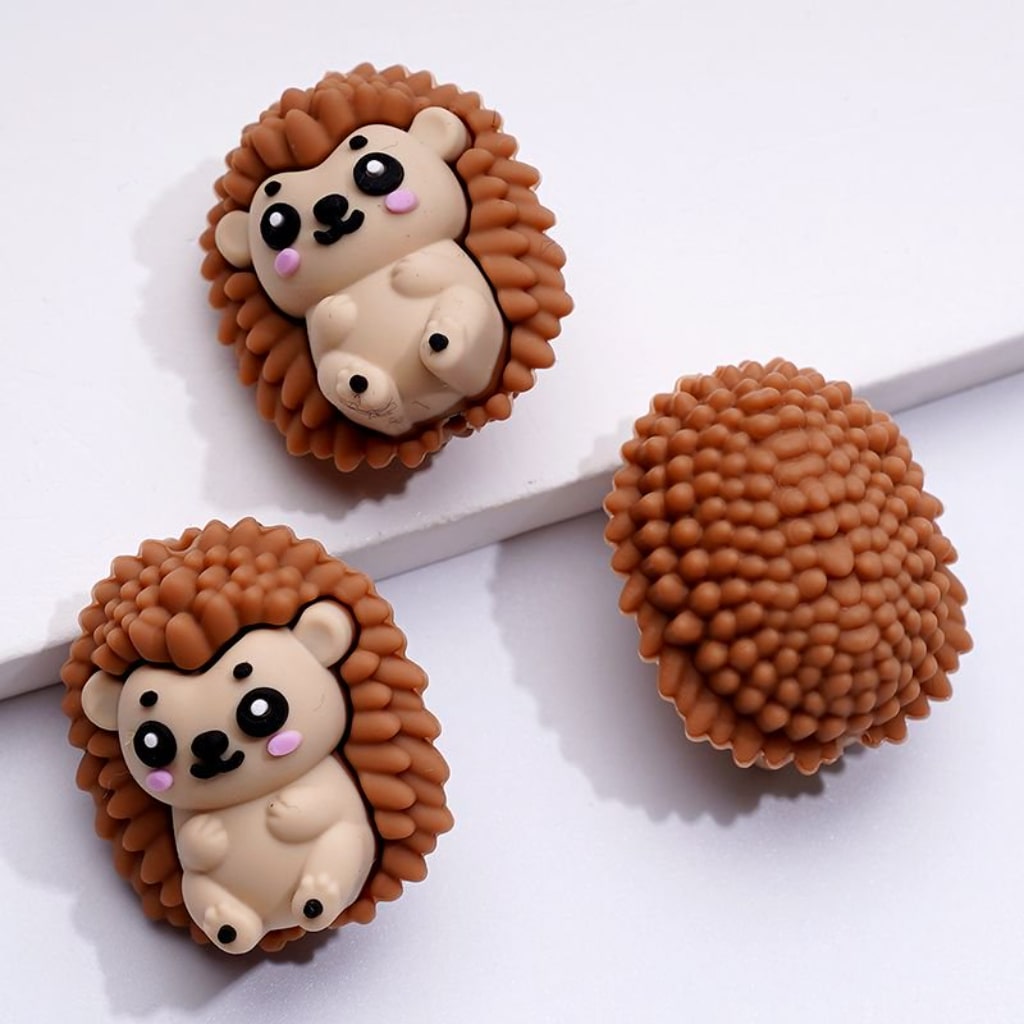 3D Little Cute Hedgehogs Silicone Focal Beads