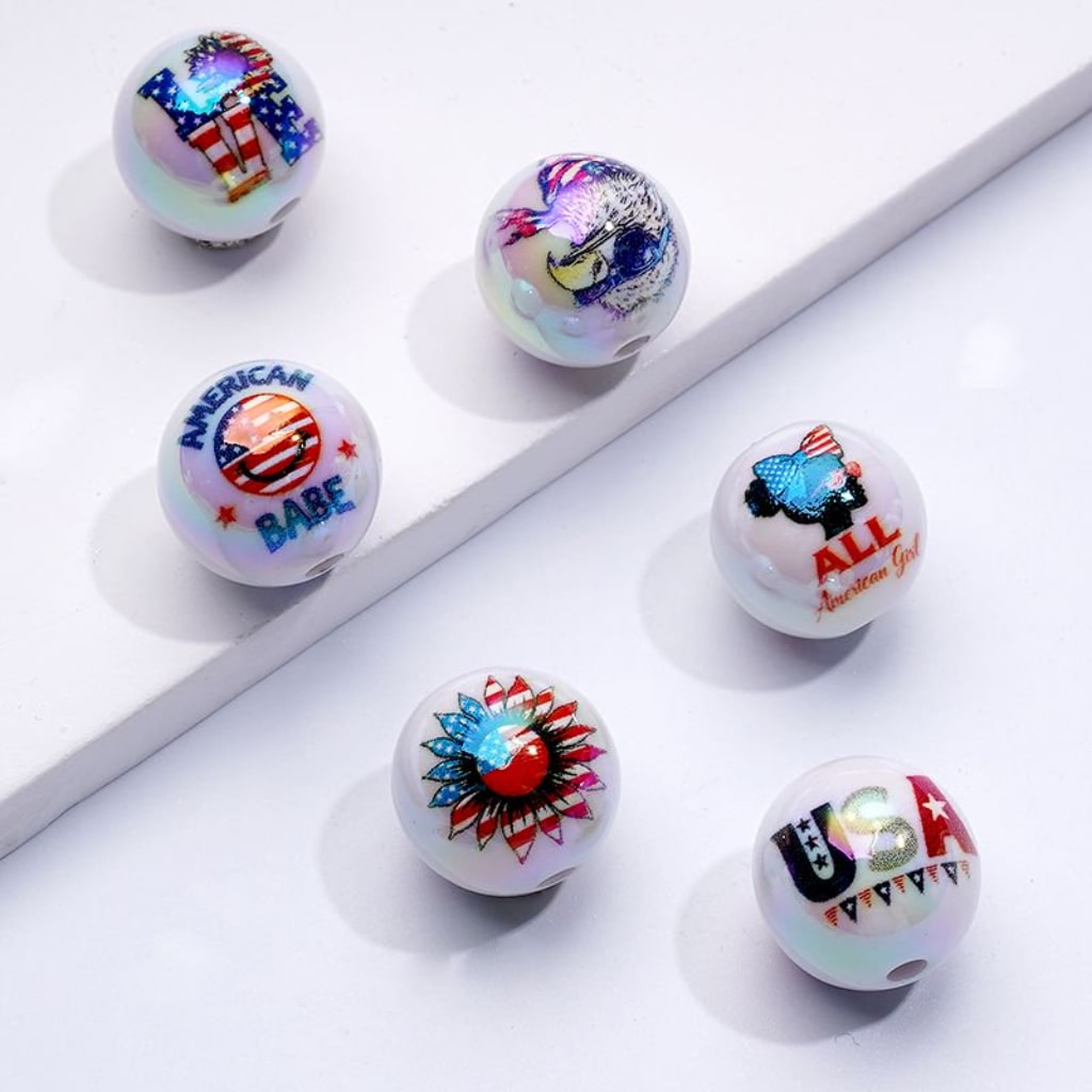 UV Coating USA American National Flag Patriotism Series White Round Acrylic Beads, 16MM, Random Mix