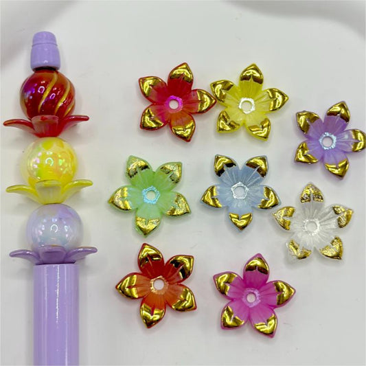 5つの尖った花びらとゴールドカラーペイントのアクリルビーズが付いた様々な色の小さな花、ランダムミックスカラー、22MM、説明をお読みください