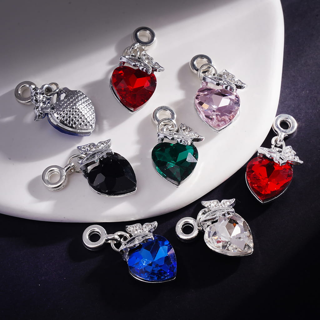 Silver Metal Bail Loop Beads with Charm Pendants Butterfly & Heart in Rhinestones, Jewelry Accessories, Random Mix