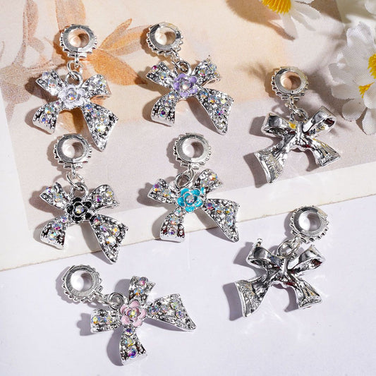 Alloy Bail Loop Beads with Hanging Charm Pendants Bowtie with Mini Flower and AB Rhinestone, Jewelry Accessories, Multi-Color Random Mix