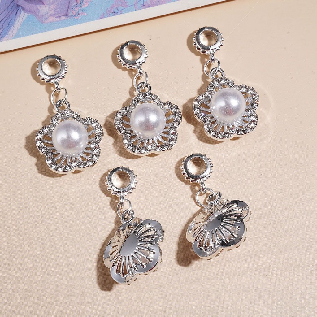 Silver Alloy Bail Loop Beads with Charm Pendants Flower with Big Pearl and Clear Rhinestones, Jewelry Accessories